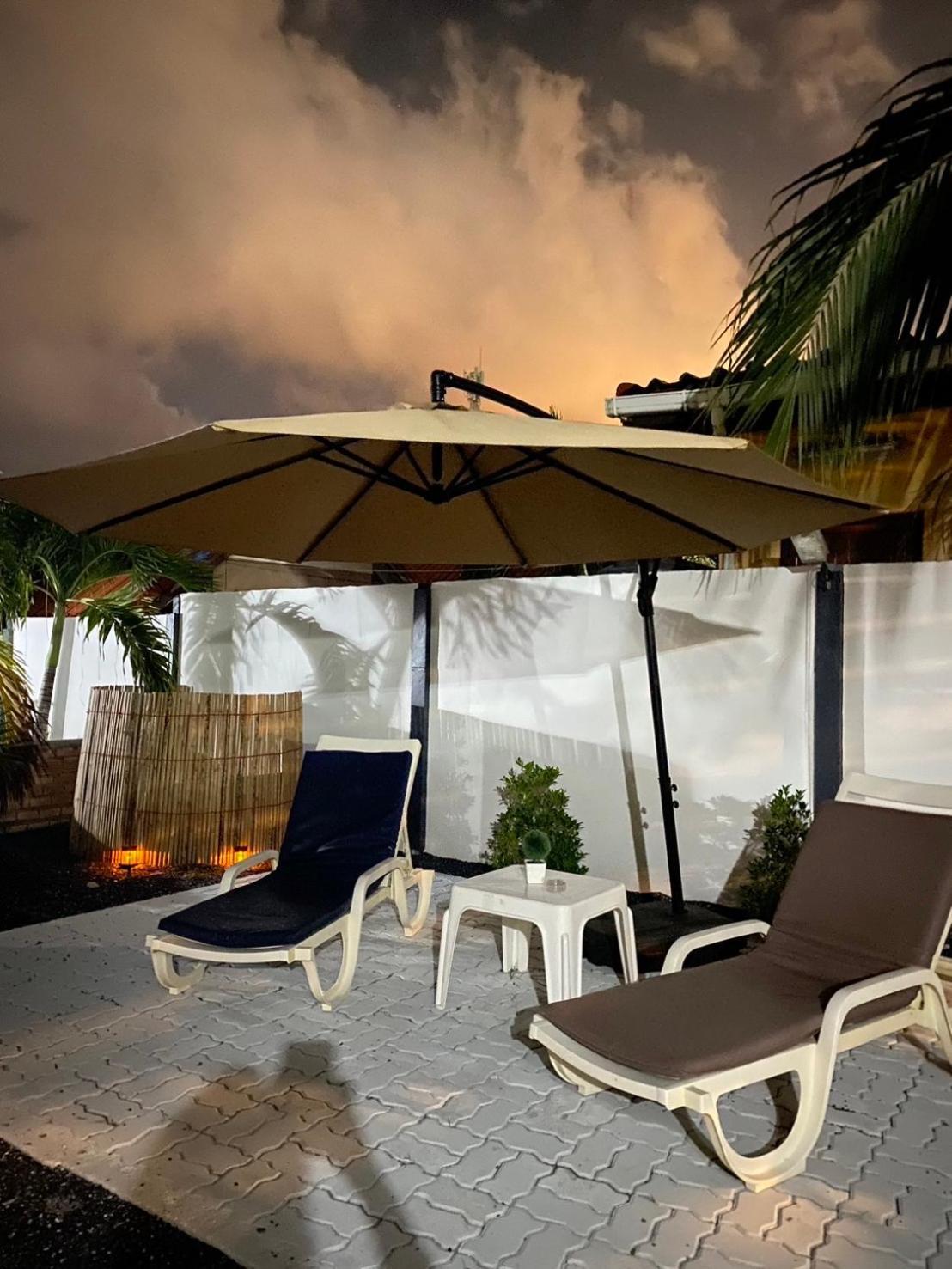 Suntalee House Hotel Nai Yang Bagian luar foto