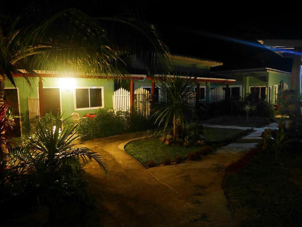 Suntalee House Hotel Nai Yang Bagian luar foto